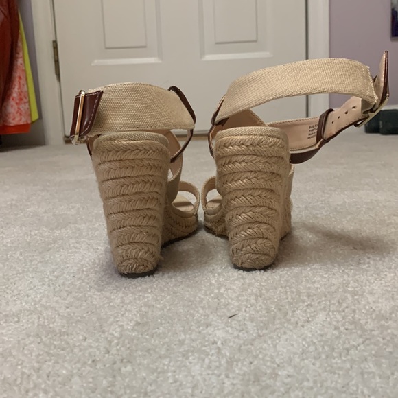 Banana republic summer sandals - Picture 2 of 4
